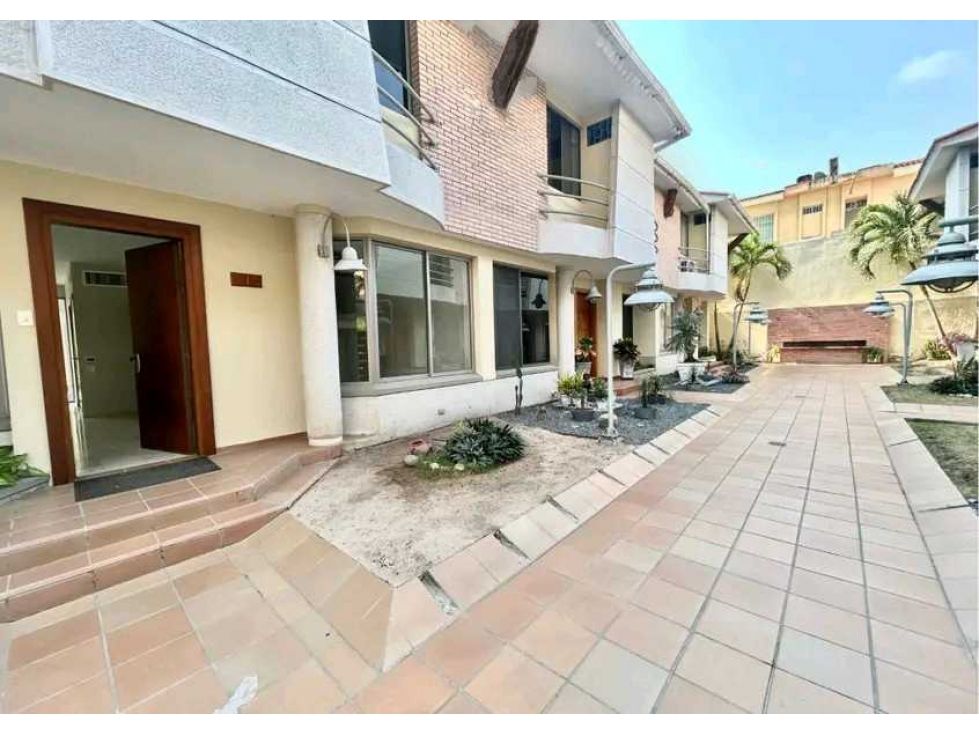 Casa en arriendo Atlántico Barranquilla Altos Del Limon 200 m2 Habitaciones 3 Baños 4 Garajes 2 Precio $7500000