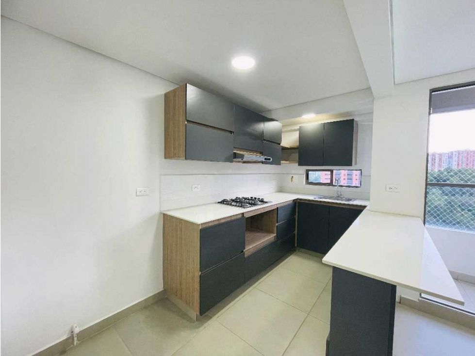 Apartamento en arriendo Antioquia Bello Rincón Santo 60 m2 Habitaciones 3 Baños 2 Garajes 1 Precio $2100000
