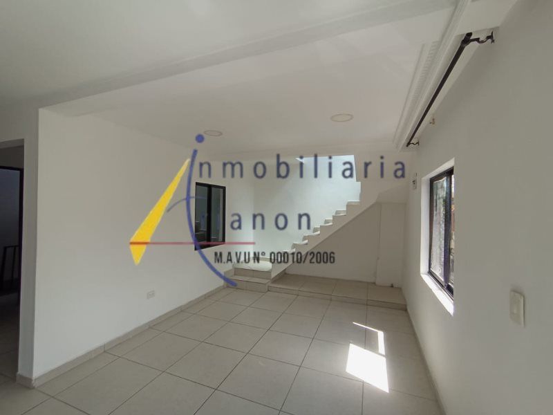 Casa en arriendo Antioquia Medellín Villanueva 90 m2 Habitaciones 4 Baños 2 Garajes 0 Precio $2100000