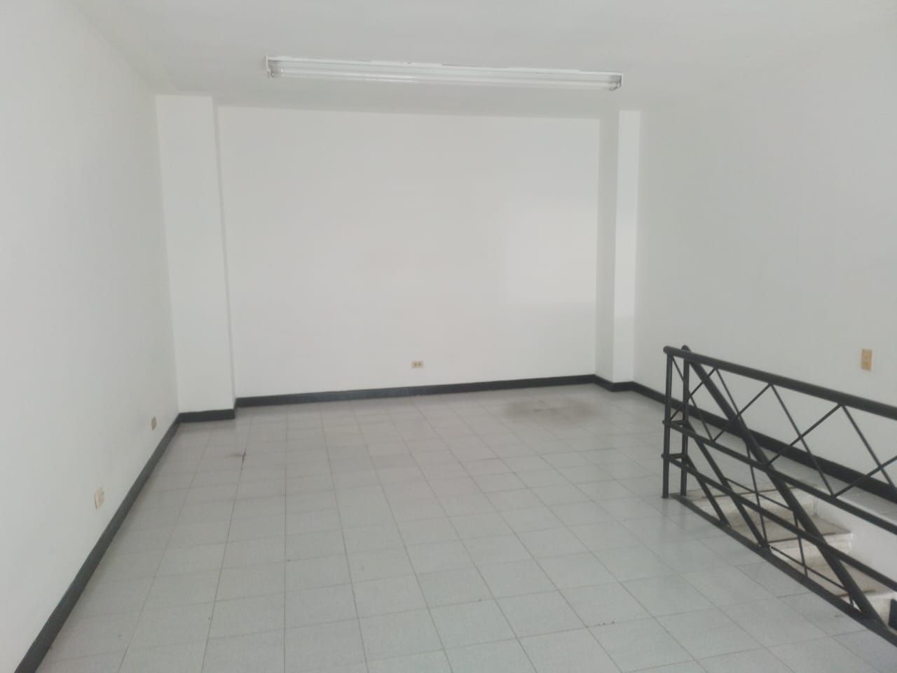 Local en arriendo Antioquia Medellín Laureles 180 m2 Habitaciones 0 Baños 2 Garajes 1 Precio $11000000