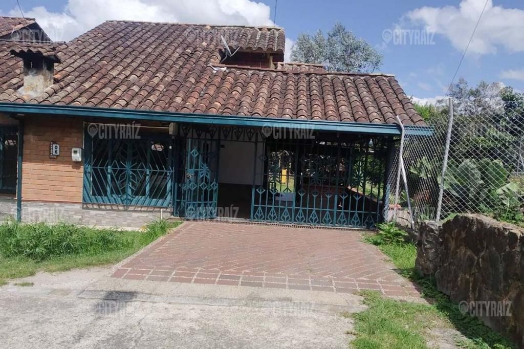 Casa en arriendo Antioquia Rionegro El Porvenir 1200 m2 Habitaciones 4 Baños 3 Garajes 1 Precio $4200000