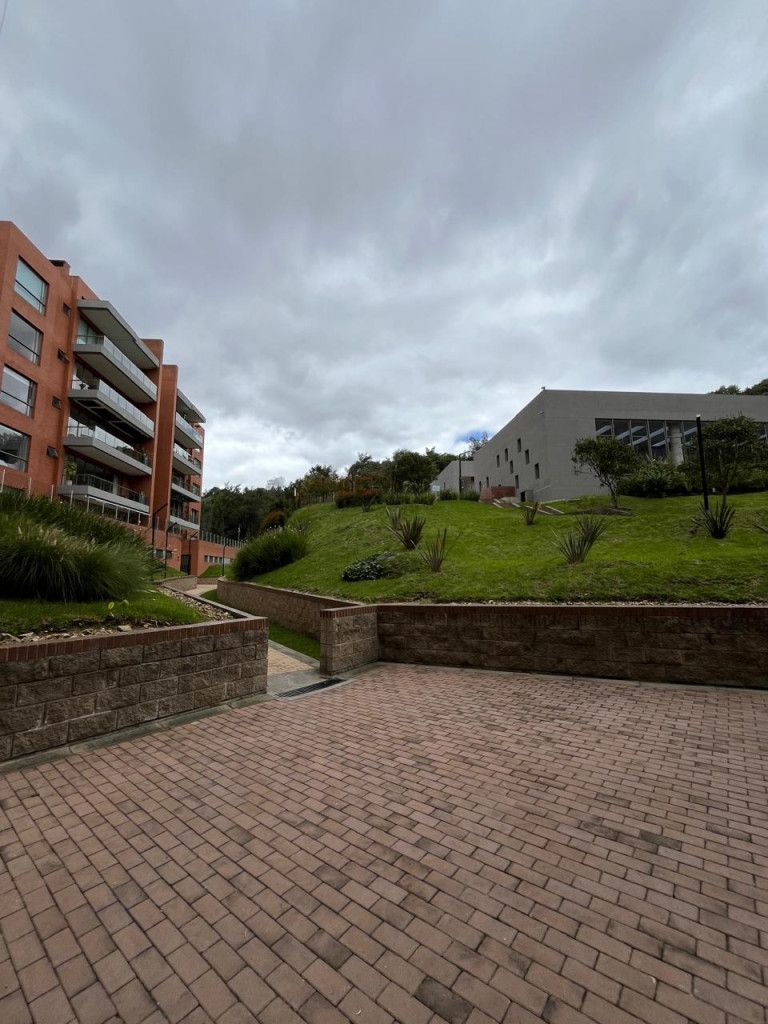 Apartamento en arriendo Cundinamarca Bogotá Prado Veraniego Norte 221 m2 Habitaciones 3 Baños 4 Garajes 3 Precio $9500000