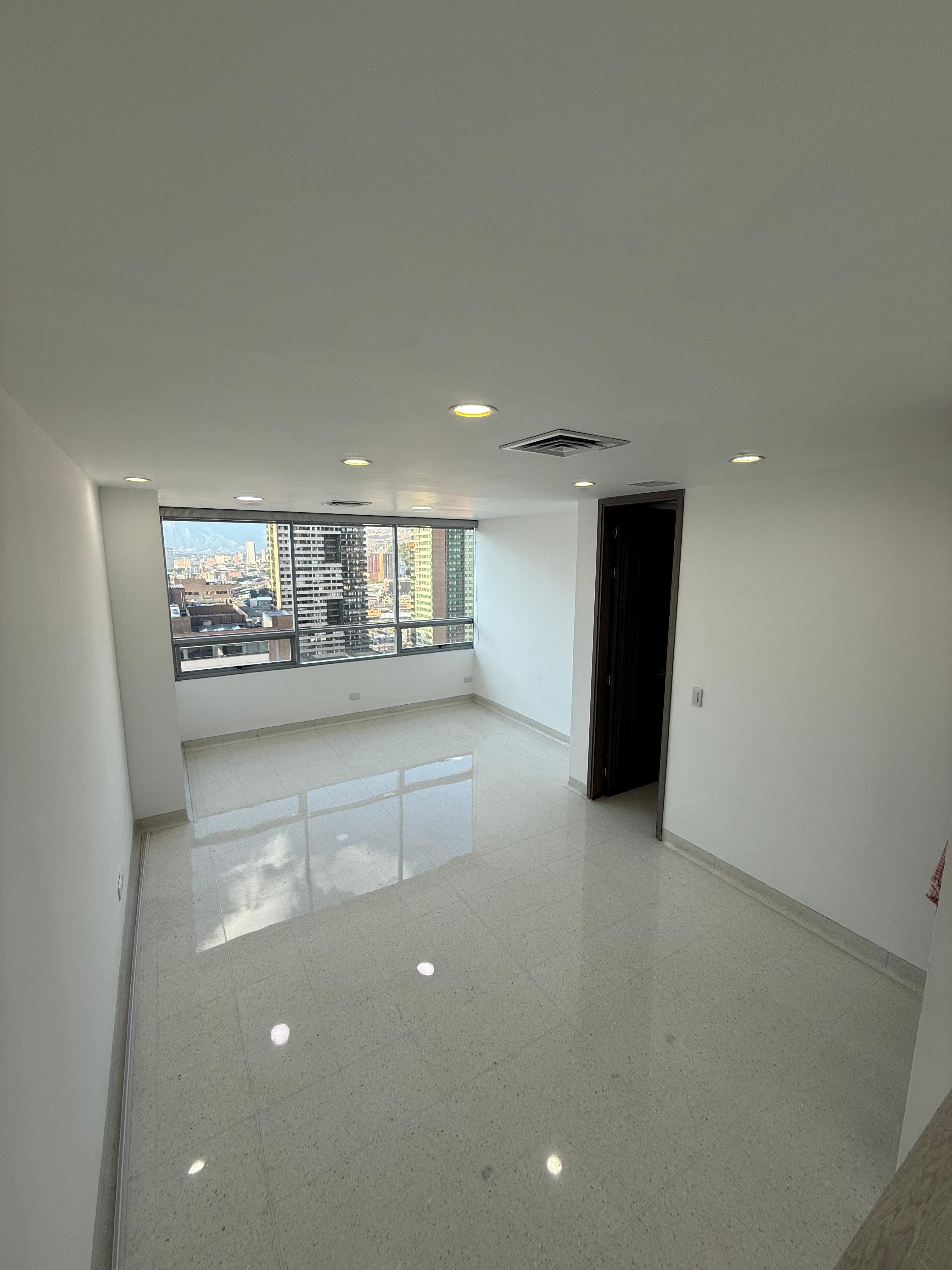 Consultorio en arriendo Antioquia Medellín Simesa 34 m2 Habitaciones 0 Baños 1 Garajes 1 Precio $4500000