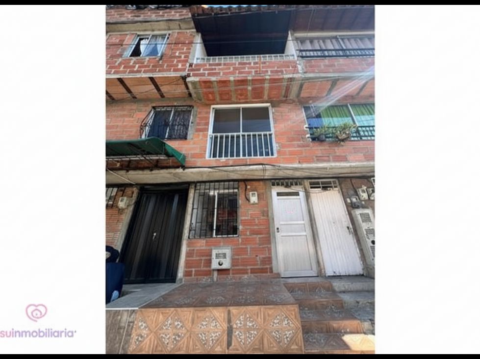 Casa en arriendo Antioquia Medellín Blanquizal 130 m2 Habitaciones 3 Baños 3 Garajes 0 Precio $1900000