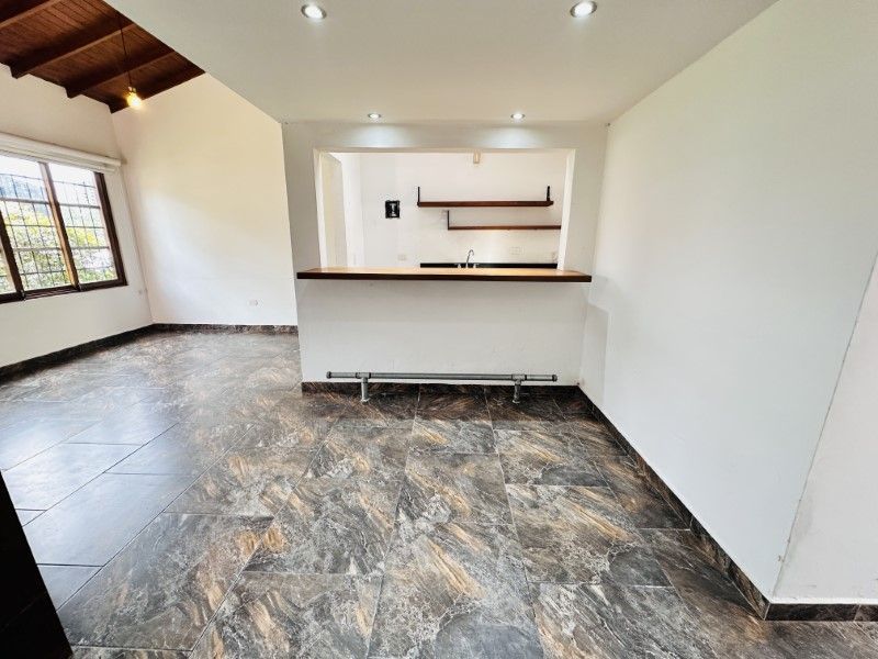 Casa en arriendo Antioquia Rionegro San Antonio 120 m2 Habitaciones 2 Baños 2 Garajes 1 Precio $3000000