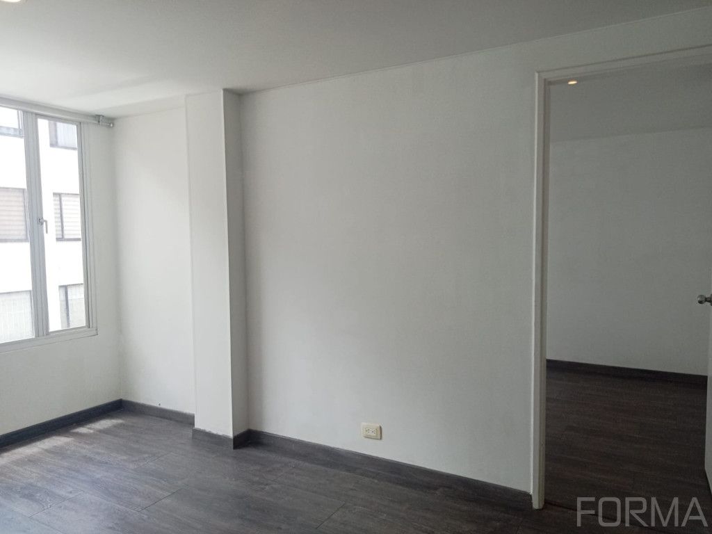 Apartaestudio en arriendo Cundinamarca Bogotá Campo Alegre 45 m2 Habitaciones 1 Baños 1 Garajes 1 Precio $2000000