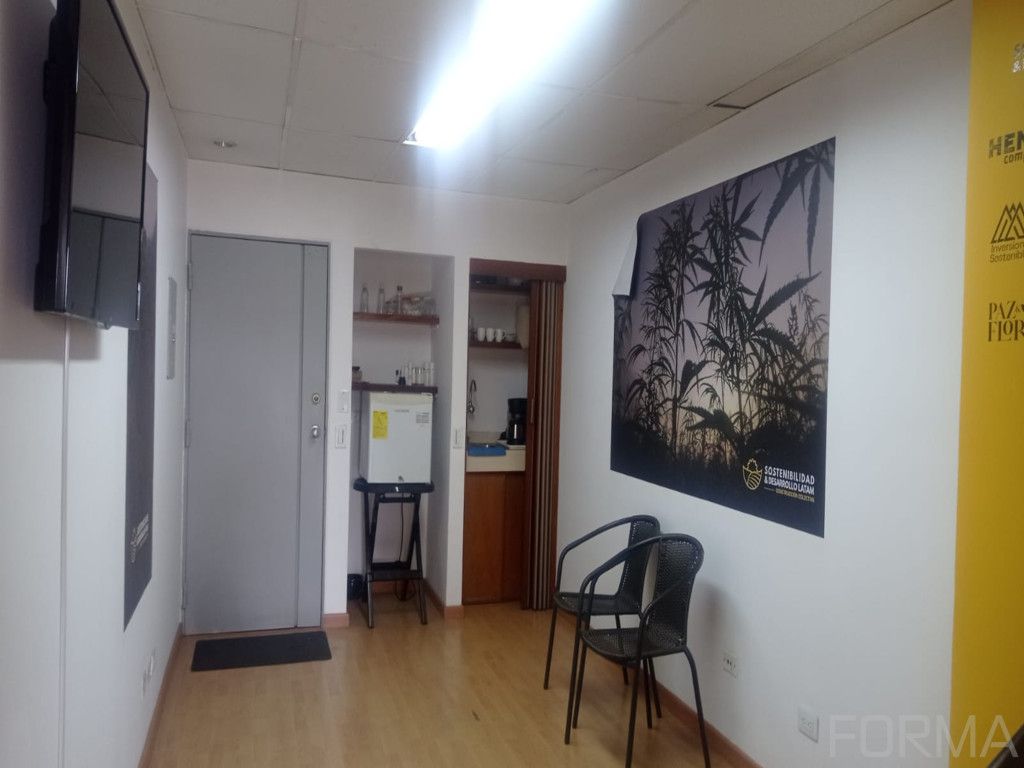 Oficina en arriendo Cundinamarca Bogotá San Felipe 69 m2 Habitaciones 0 Baños 1 Garajes 2 Precio $2400000