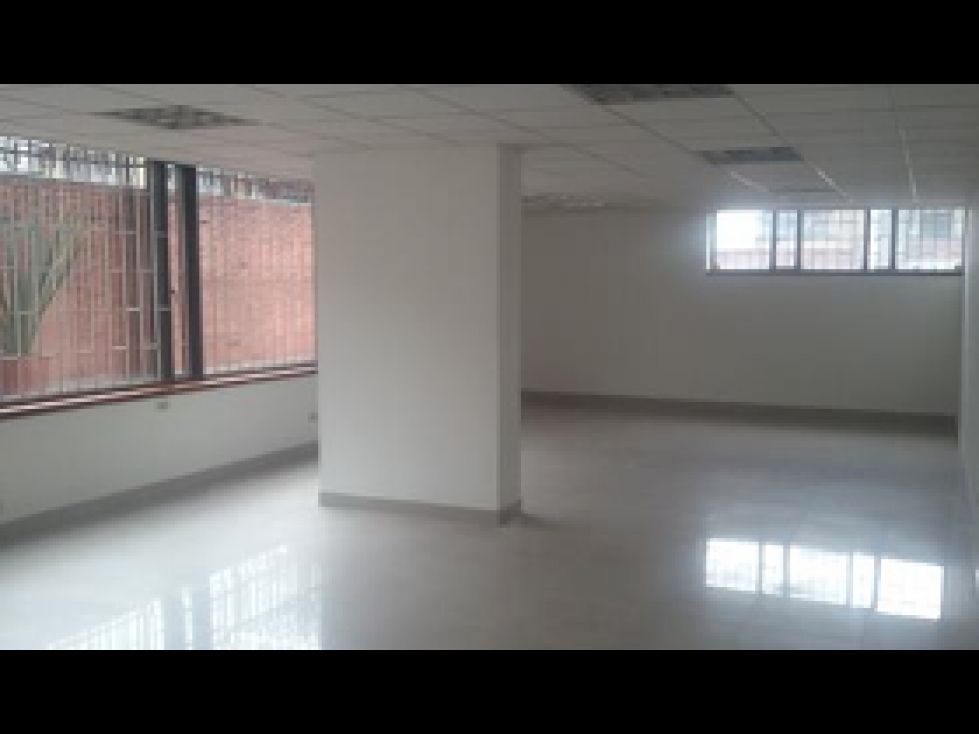 Oficina en arriendo Cundinamarca Bogotá Chapinero Central 64 m2 Habitaciones 0 Baños 1 Garajes 1 Precio $1408000