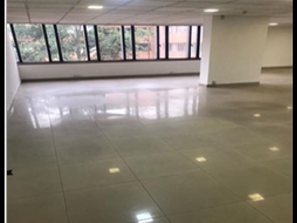 Oficina en arriendo Cundinamarca Bogotá Emaus 94 m2 Habitaciones 0 Baños 1 Garajes 1 Precio $2959000