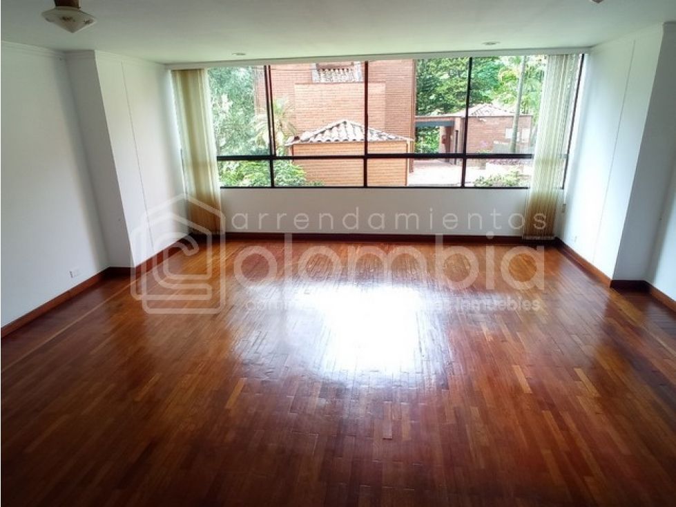 Apartamento en venta Antioquia Medellín Santa Maria De Los Angeles 175 m2 Habitaciones 3 Baños 3 Garajes 2 Precio $820000000