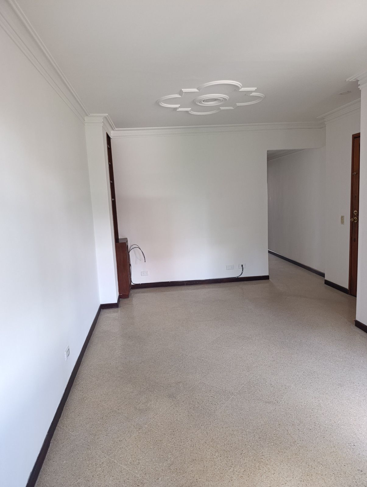 Apartamento en arriendo Antioquia Medellín Bolivariana 70 m2 Habitaciones 3 Baños 3 Garajes 1 Precio $2900000