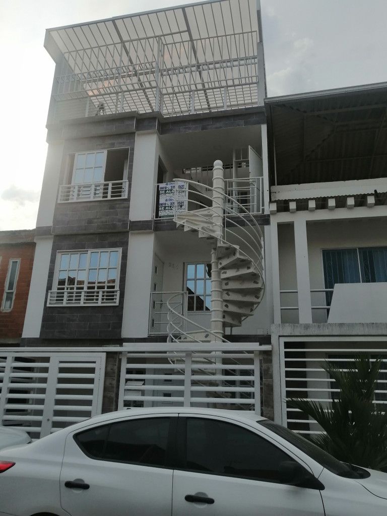 Apartamento en arriendo Valle Del Cauca Cali Ciudad 2000 90 m2 Habitaciones 3 Baños 2 Garajes 0 Precio $1500000