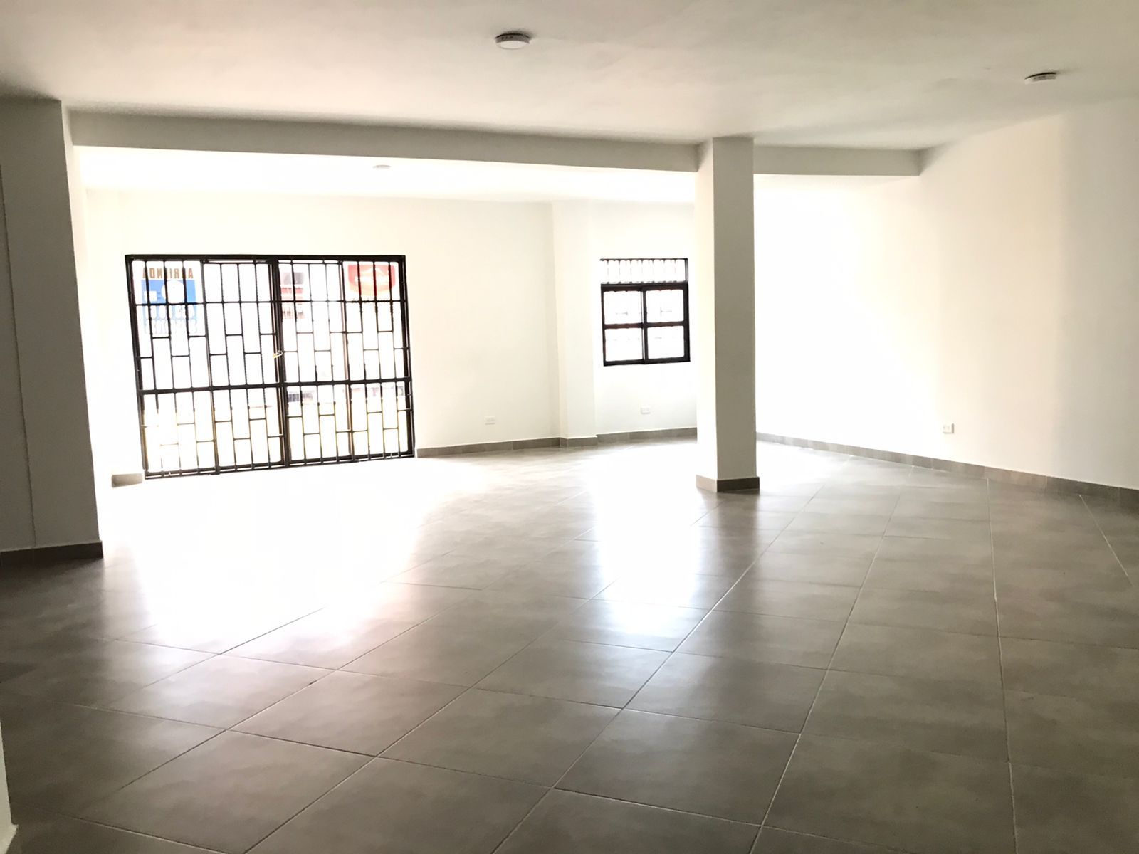 Local en arriendo Antioquia Envigado Los Naranjos 180 m2 Habitaciones 0 Baños 2 Garajes 0 Precio $6000000