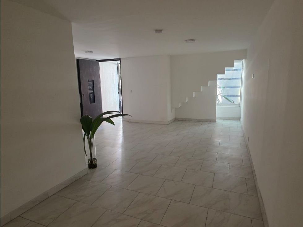 Casa en arriendo Antioquia Medellín San Joaquin 330 m2 Habitaciones 5 Baños 3 Garajes 0 Precio $8000000