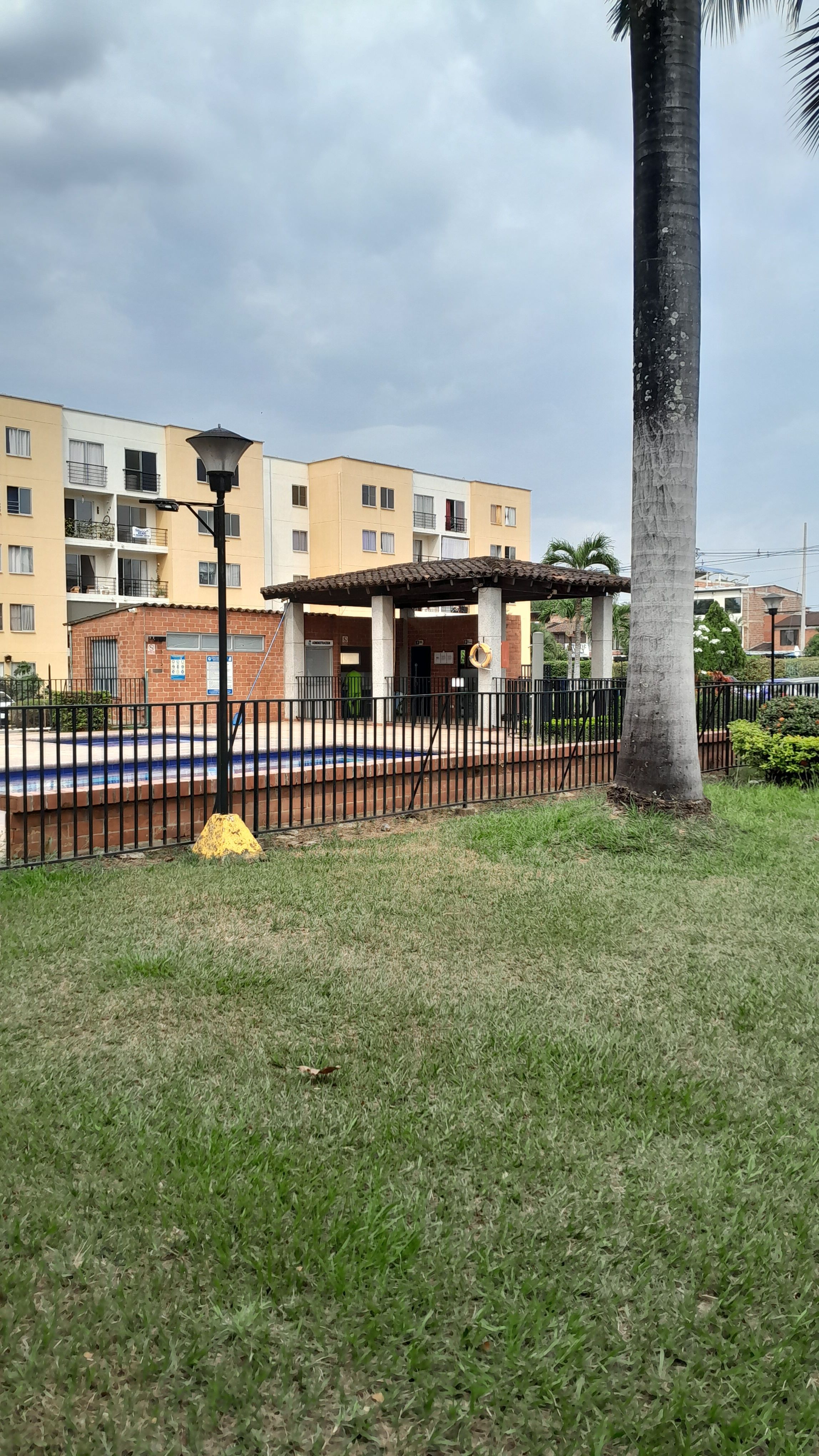 Apartamento en arriendo Valle Del Cauca Cali Ciudad 2000 70 m2 Habitaciones 3 Baños 3 Garajes 1 Precio $1200000