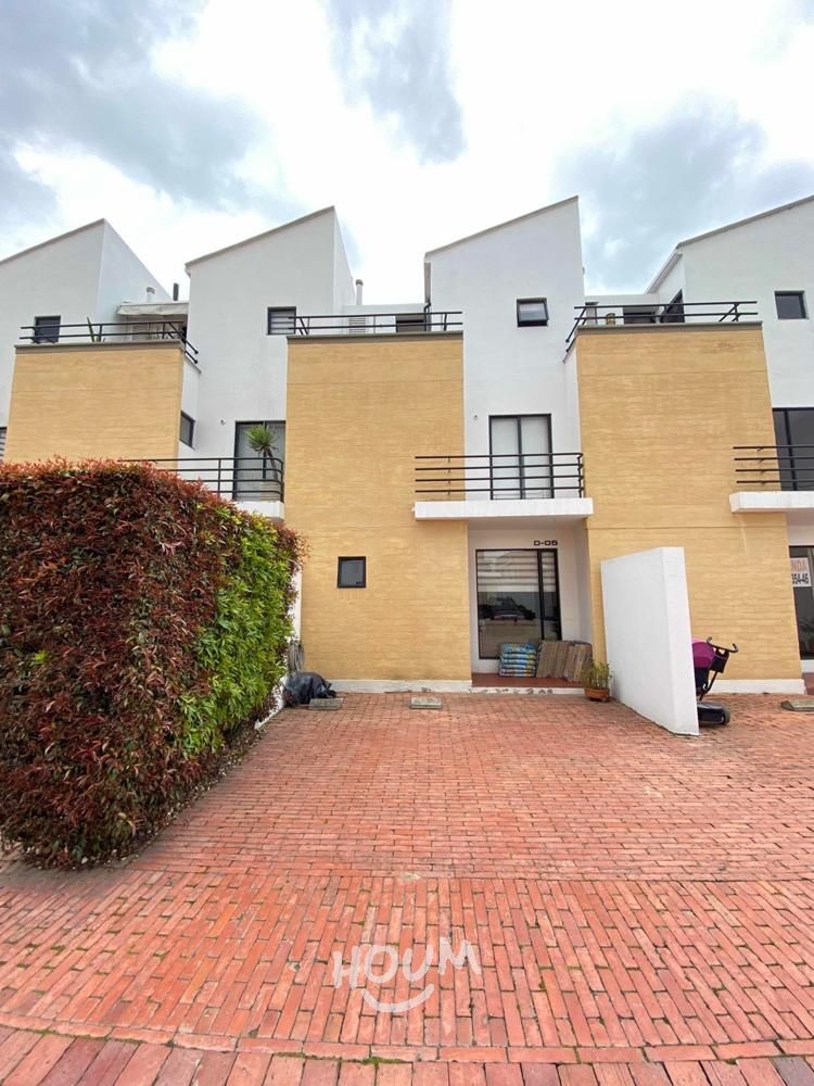 Casa en venta Cundinamarca Chía Cr Manzanillo 110 m2 Habitaciones 4 Baños 3 Garajes 2 Precio $560000000