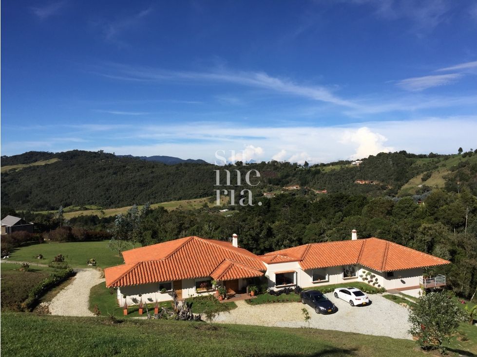 Casa Campestre en venta Antioquia Envigado La Mesa 660 m2 Habitaciones 4 Baños 6 Garajes 3 Precio $4400000000