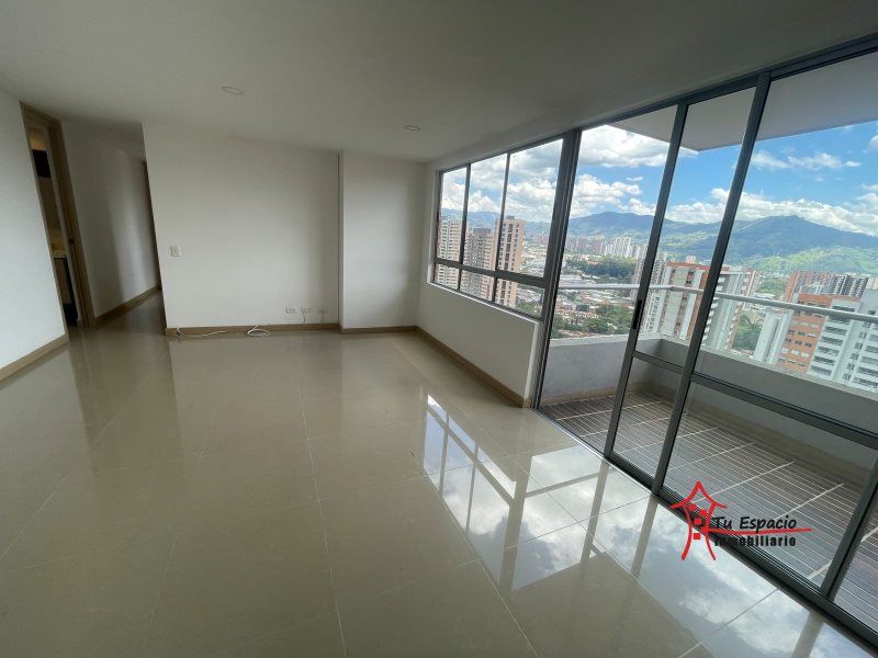 Apartamento en arriendo Antioquia Sabaneta Tres Esquinas 85 m2 Habitaciones 3 Baños 2 Garajes 0 Precio $3300000