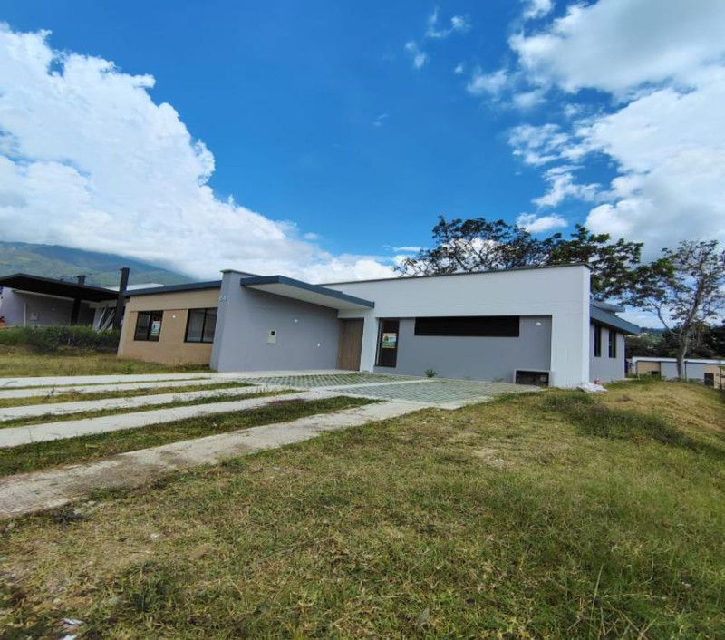 Casa Campestre en arriendo Santander Piedecuesta Piedecuesta 141 m2 Habitaciones 4 Baños 4 Garajes 0 Precio $4300000