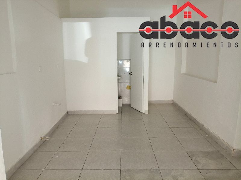 Local en arriendo Antioquia Envigado Trianon 25 m2 Habitaciones 0 Baños 1 Garajes 0 Precio $2900000