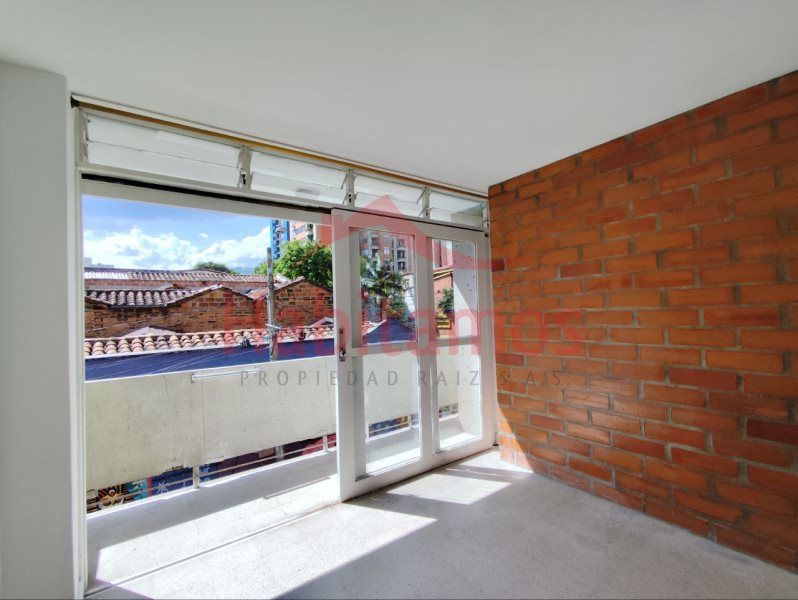 Apartamento en arriendo Antioquia Medellín Boston 60 m2 Habitaciones 2 Baños 2 Garajes 0 Precio $1600000