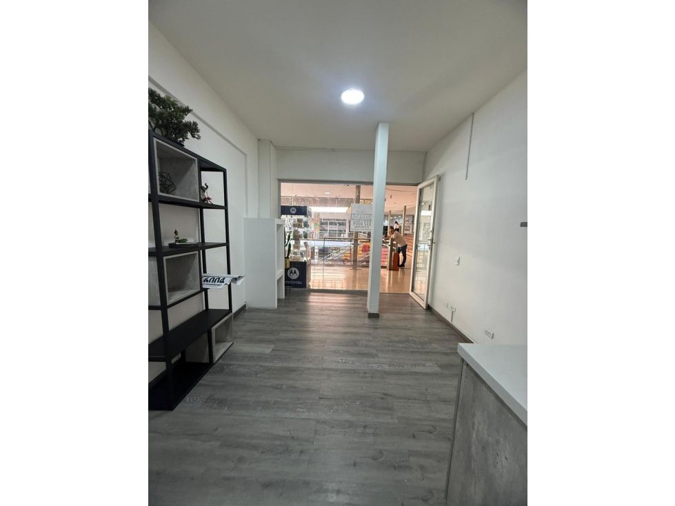 Local en venta Antioquia Medellín La Candelaria 18 m2 Habitaciones 0 Baños 1 Garajes 0 Precio $340000000