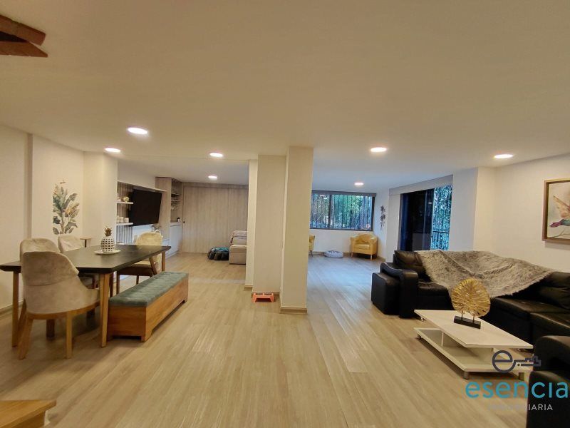 Casa en arriendo Antioquia Envigado Cascuña 250 m2 Habitaciones 4 Baños 5 Garajes 0 Precio $10000000