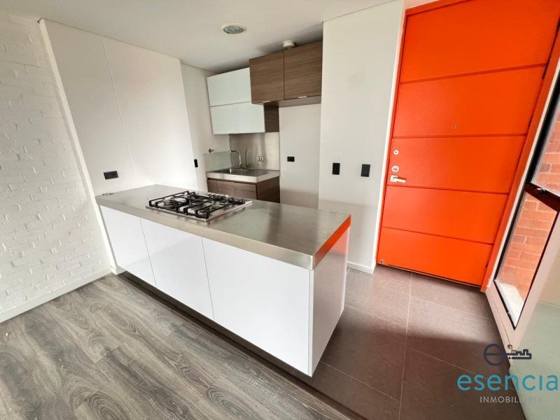 Apartaestudio en arriendo Antioquia Envigado Zona Centro 74 m2 Habitaciones 1 Baños 2 Garajes 0 Precio $3800000