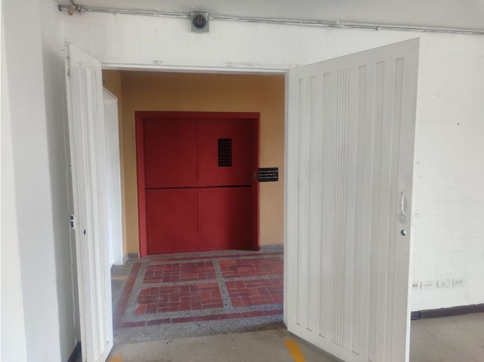 Edificio en venta Antioquia Medellín Santa Fe 1880 m2 Habitaciones 5 Baños 10 Garajes 9 Precio $6300000000