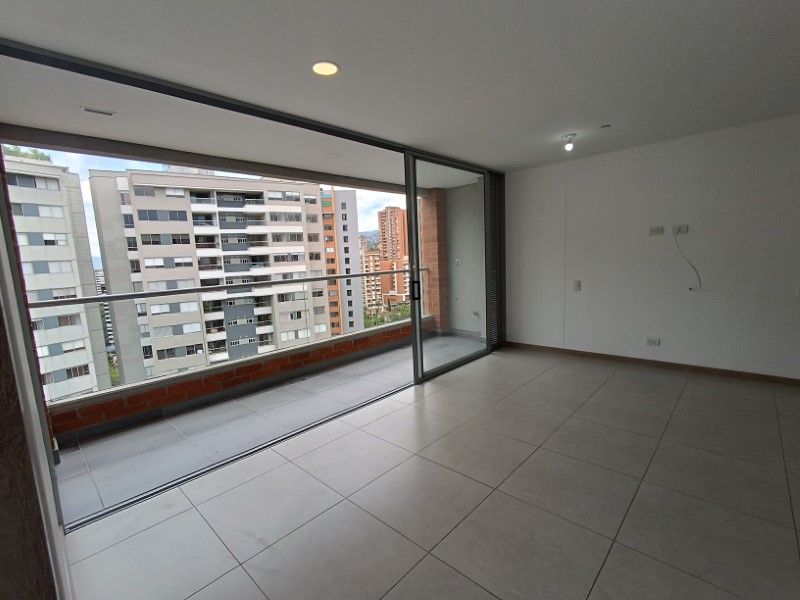Apartamento en arriendo Antioquia Envigado La Inmaculada 73 m2 Habitaciones 2 Baños 2 Garajes 2 Precio $4100000