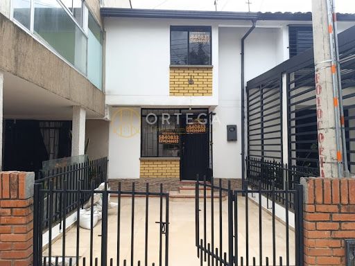 Casa en arriendo Santander Floridablanca La Ronda Iv 75 m2 Habitaciones 3 Baños 2 Garajes 1 Precio $1700000