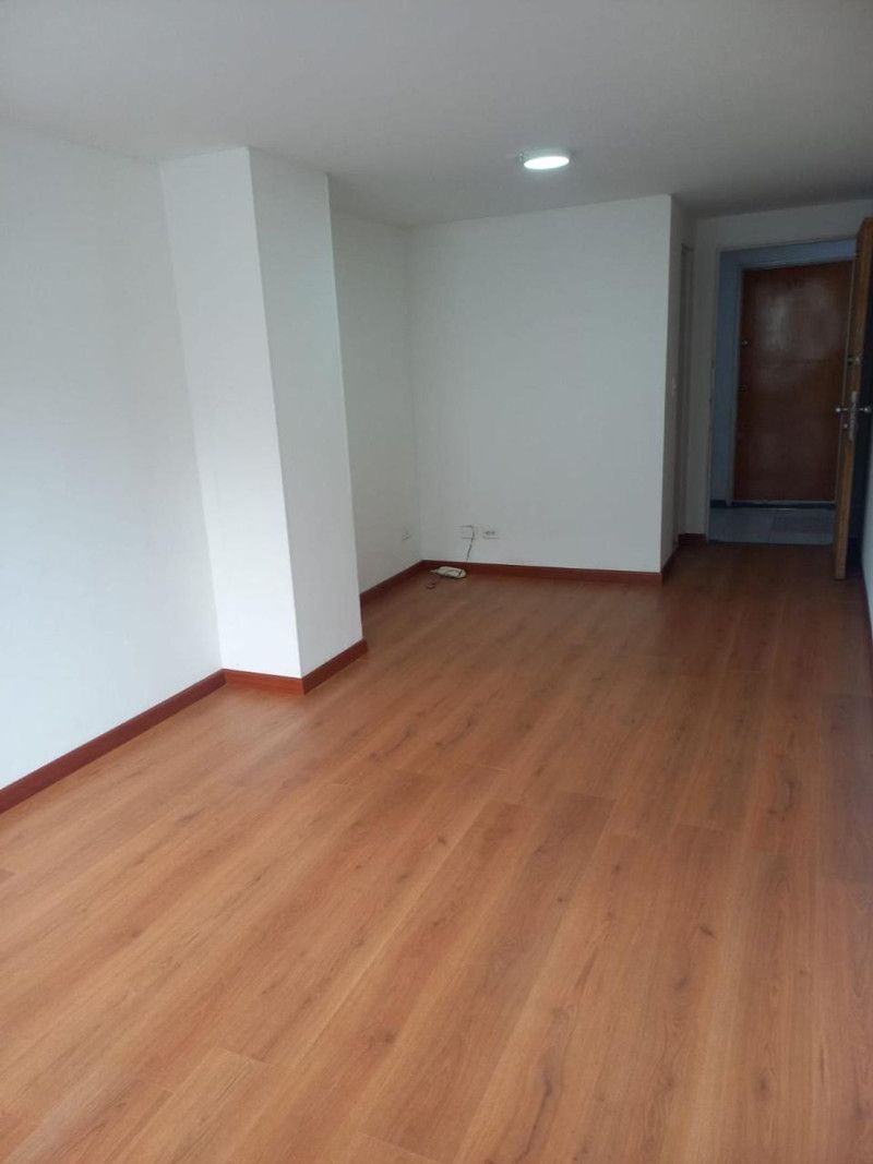 Oficina en arriendo Cundinamarca Bogotá El Retiro 18 m2 Habitaciones 0 Baños 0 Garajes 1 Precio $1645700