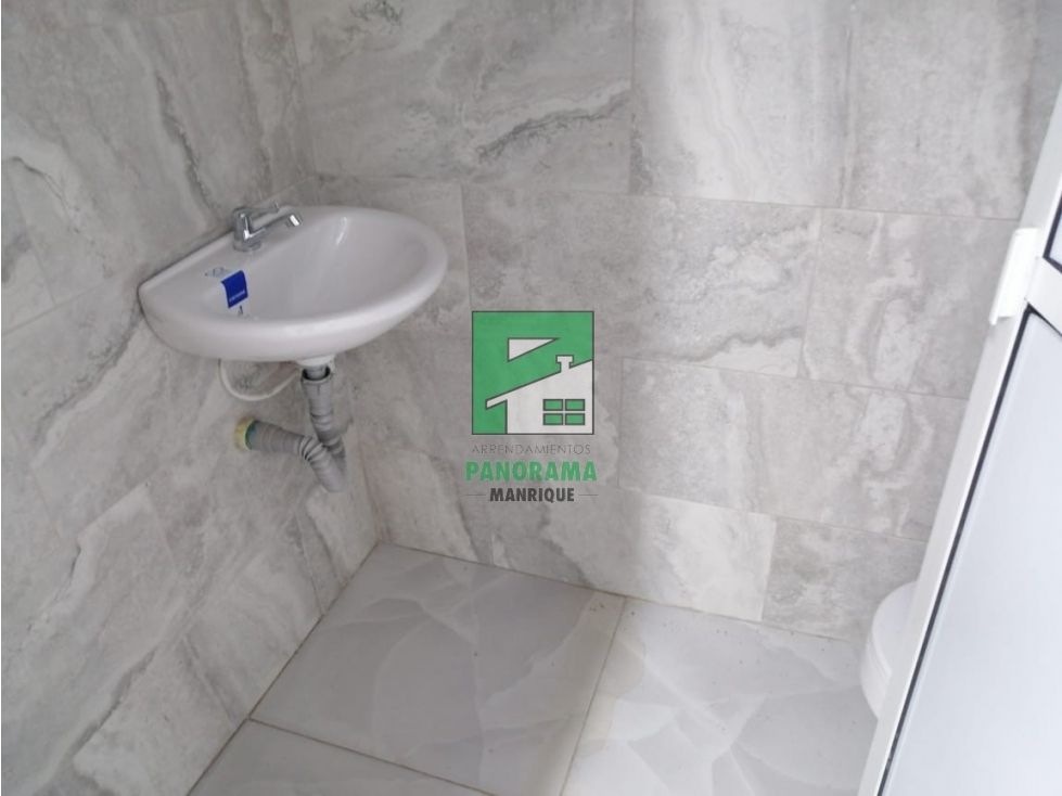 Apartaestudio en arriendo Antioquia Medellín Prado 220 m2 Habitaciones 1 Baños 3 Garajes 0 Precio $6000000