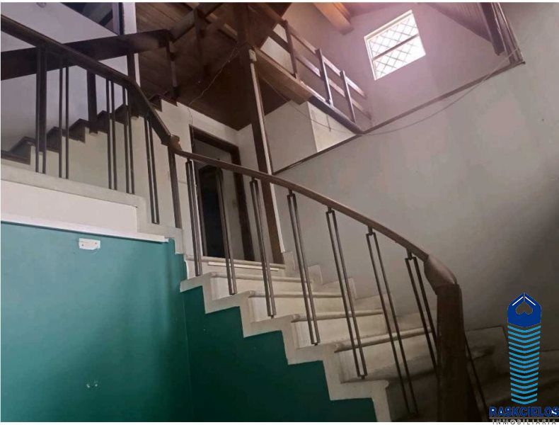 Casa en venta Antioquia Medellín Rosales 360 m2 Habitaciones 4 Baños 3 Garajes 1 Precio $1500000000