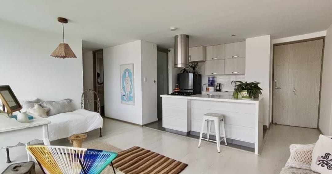 Apartamento en venta Antioquia Envigado Uribe Ángel 71 m2 Habitaciones 2 Baños 2 Garajes 2 Precio $665000001