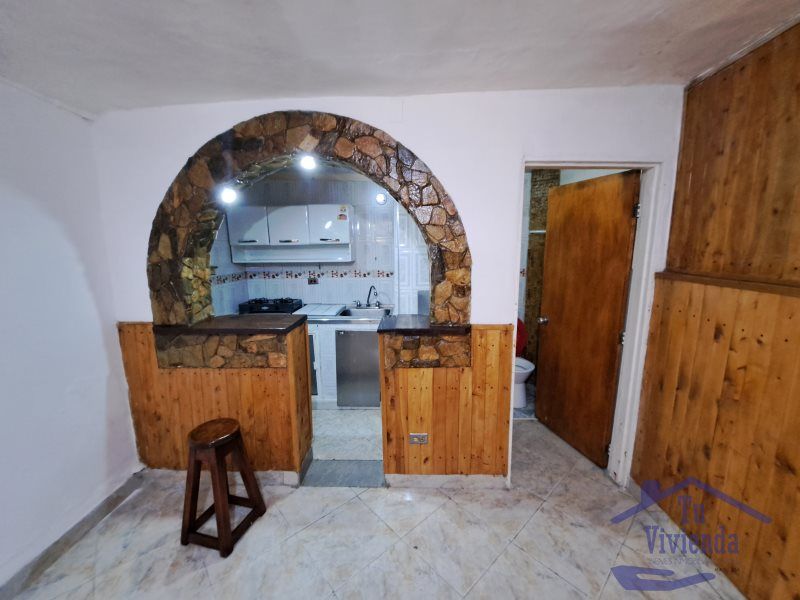 Apartaestudio en arriendo Antioquia Medellín Aures No1 20 m2 Habitaciones 1 Baños 1 Garajes 0 Precio $600000