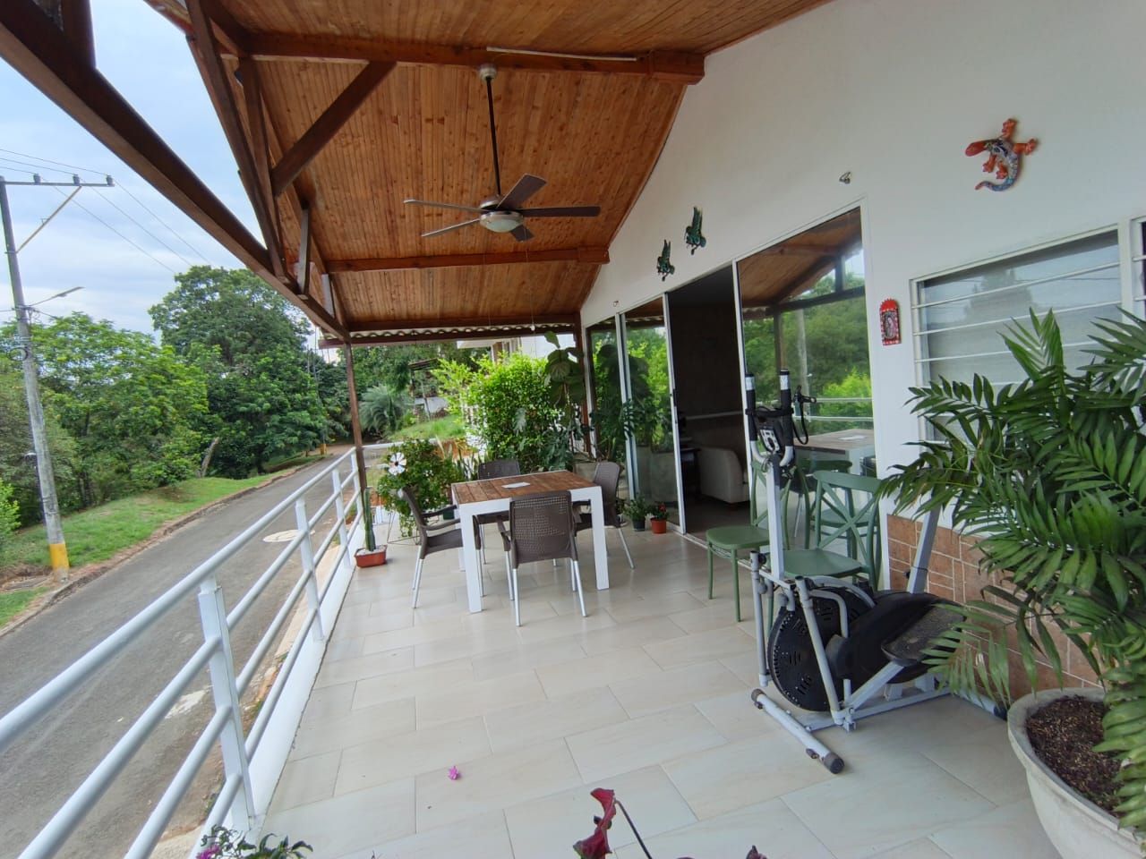Casa en venta Valle Del Cauca Jamundí Juan De Ampudia 178 m2 Habitaciones 2 Baños 2 Garajes 2 Precio $530000000