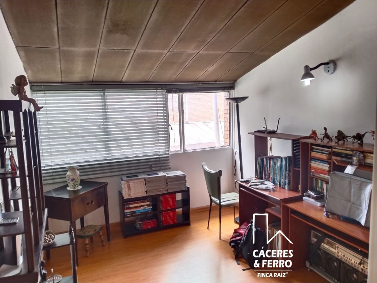 Casa en venta Cundinamarca Bogotá Niza 364 m2 Habitaciones 5 Baños 3 Garajes 2 Precio $1150000000