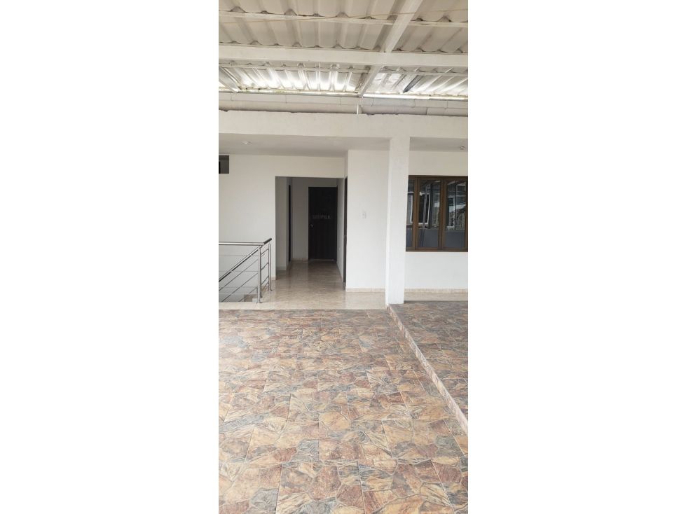 Casa en venta Valle Del Cauca Jamundí Ub La Pradera Et I 338 m2 Habitaciones 5 Baños 3 Garajes 4 Precio $450000000