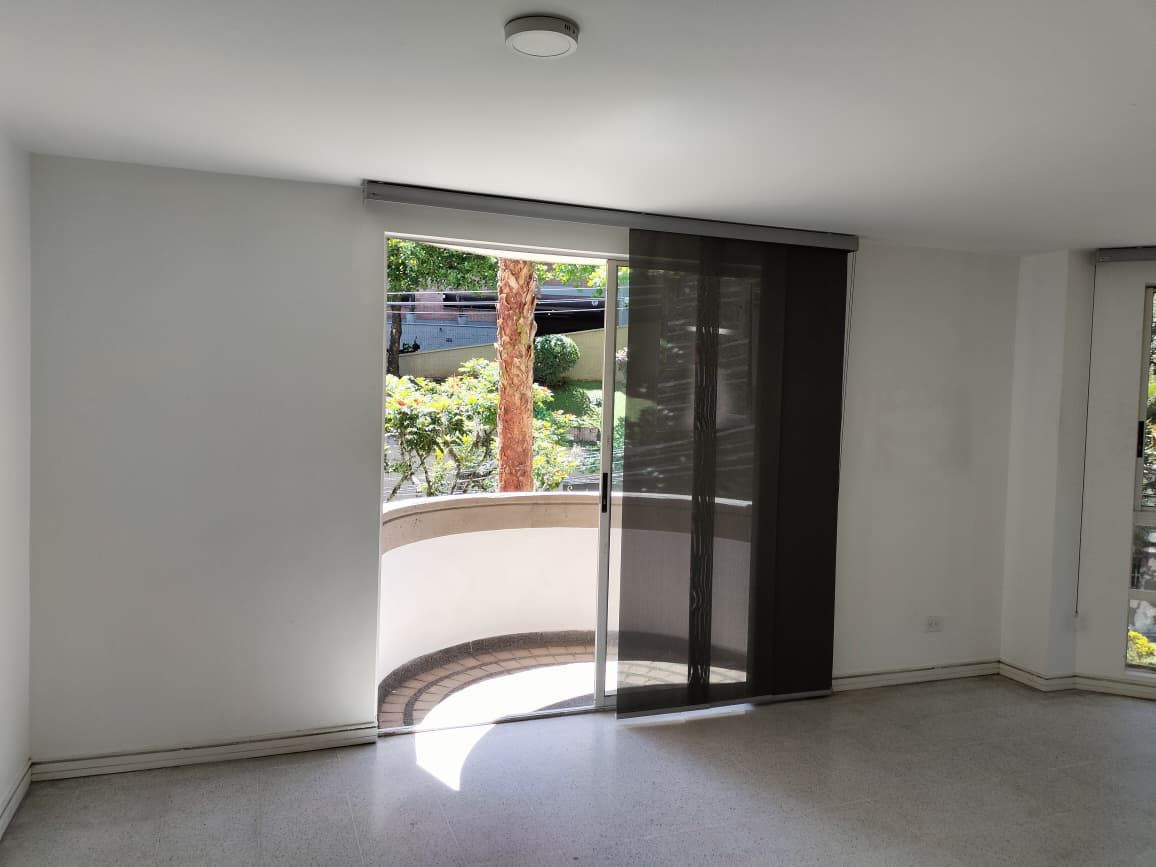 Apartamento en arriendo Antioquia Medellín Patio Bonito 82 m2 Habitaciones 2 Baños 2 Garajes 2 Precio $3750000