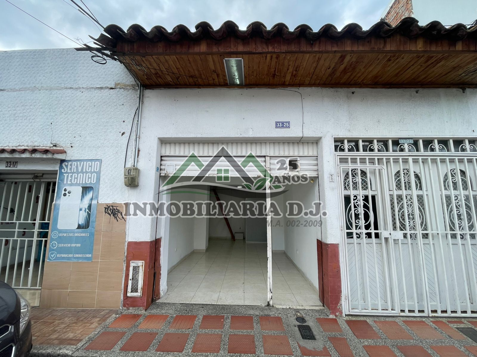 Local Comercial en arriendo Valle Del Cauca Palmira Santa Rita 10 m2 Habitaciones 0 Baños 1 Garajes 0 Precio $480000
