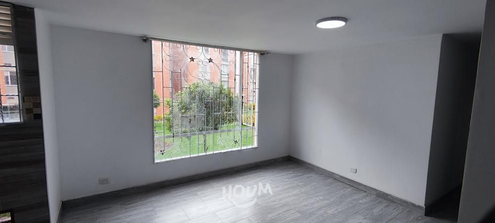 Apartamento en venta Cundinamarca Soacha Cr El Tesoro Et Ii 53 m2 Habitaciones 3 Baños 2 Garajes 0 Precio $145000000