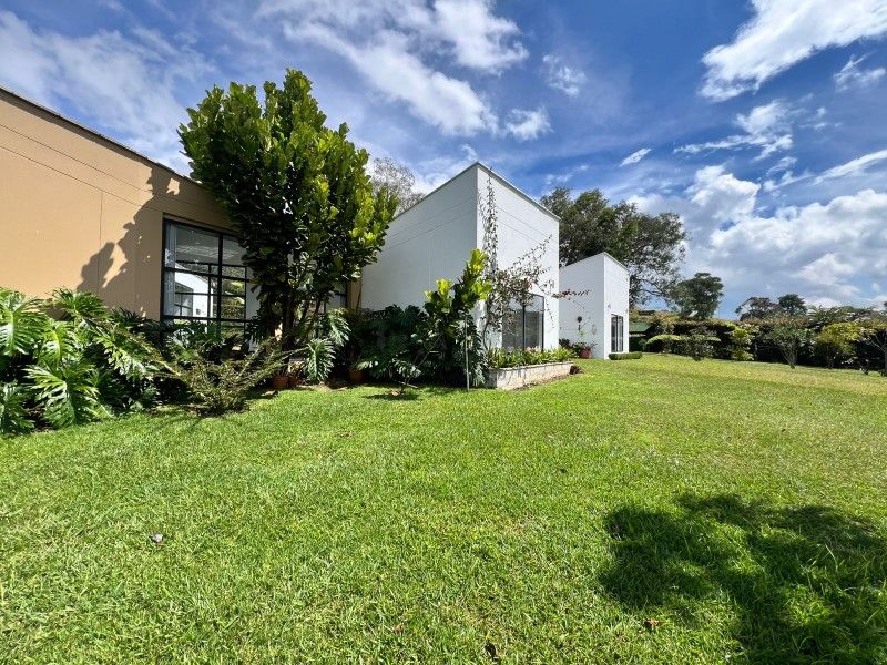 Casa en arriendo Antioquia La Ceja Ofir 300 m2 Habitaciones 4 Baños 5 Garajes 1 Precio $15000000