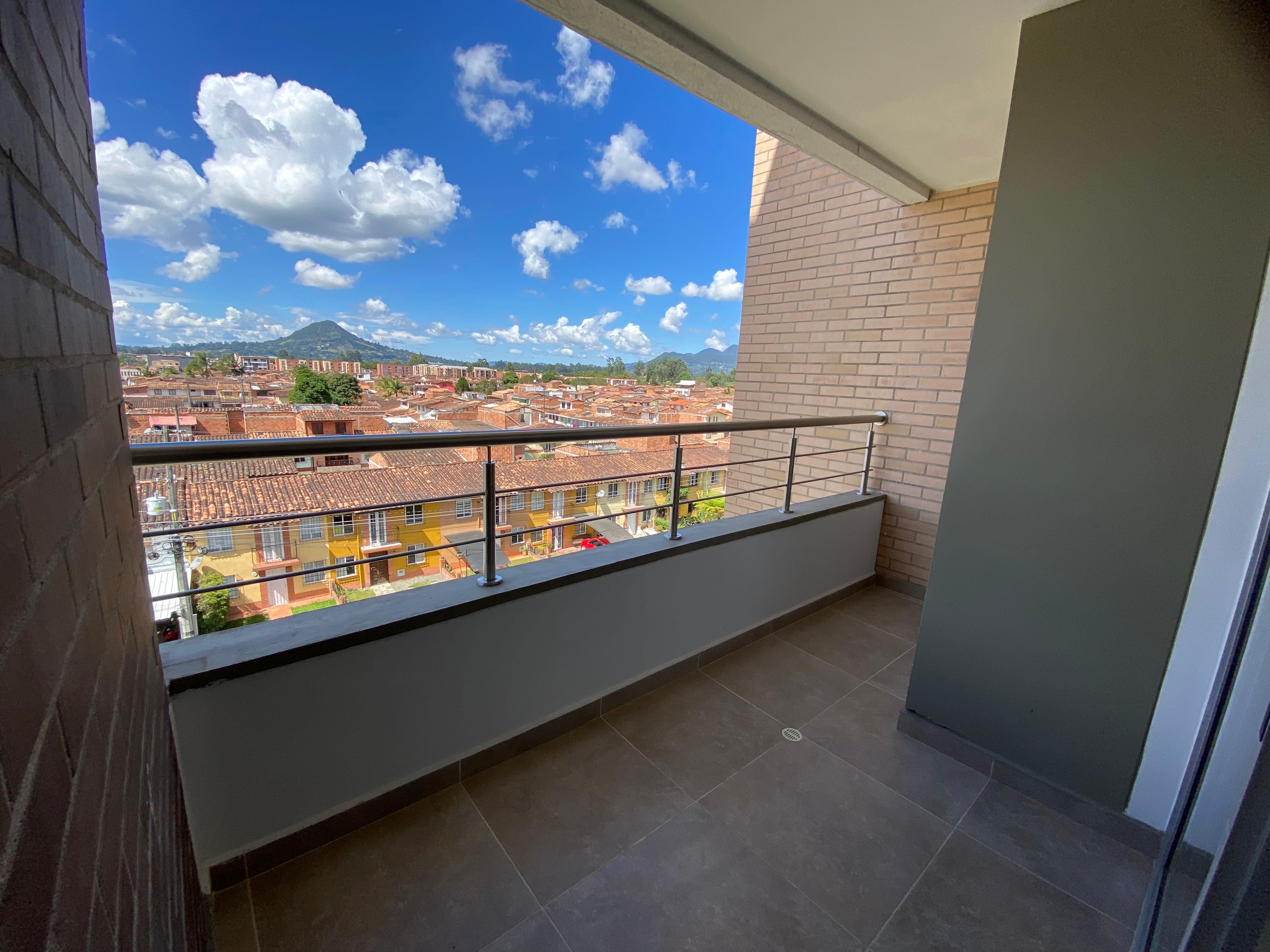 Apartamento en arriendo Antioquia La Ceja Centro 65 m2 Habitaciones 3 Baños 2 Garajes 1 Precio $2800000