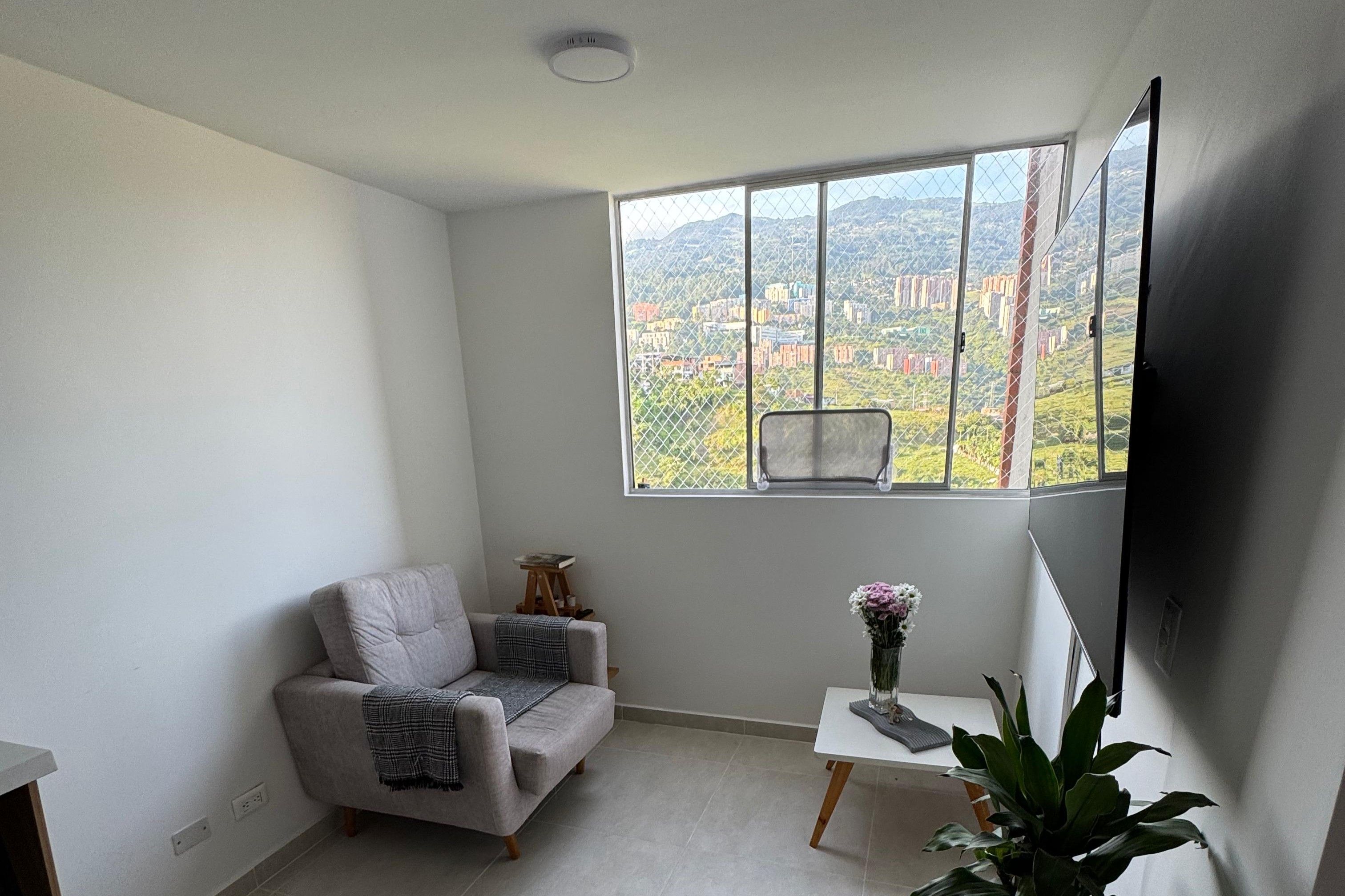 Apartamento en venta Antioquia Medellín Santa Rosa De Lima 50 m2 Habitaciones 2 Baños 2 Garajes 0 Precio $300000000