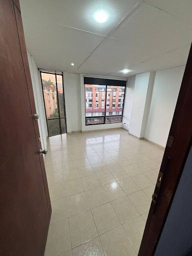 Oficina en arriendo Cundinamarca Bogotá Puente Largo 14 m2 Habitaciones 0 Baños 0 Garajes 0 Precio $1027400