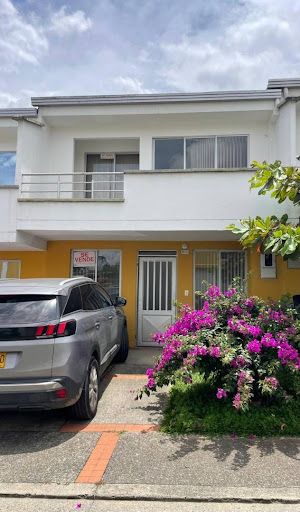 Casa en venta Risaralda Pereira Br Bulevar Del Cafe 135 m2 Habitaciones 4 Baños 3 Garajes 2 Precio $560000000