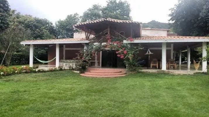 Finca en venta Antioquia Santafé De Antioquia Santafé De Antioquia 290 m2 Habitaciones 6 Baños 7 Garajes 0 Precio $1300000000