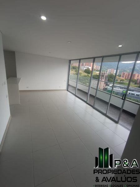Apartamento en arriendo Antioquia Envigado Alcalá 149 m2 Habitaciones 4 Baños 5 Garajes 2 Precio $7000000