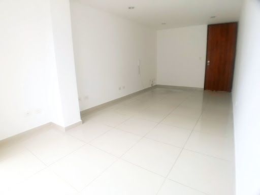 Oficina en arriendo Cundinamarca Bogotá Puente Largo 20 m2 Habitaciones 0 Baños 0 Garajes 0 Precio $790000